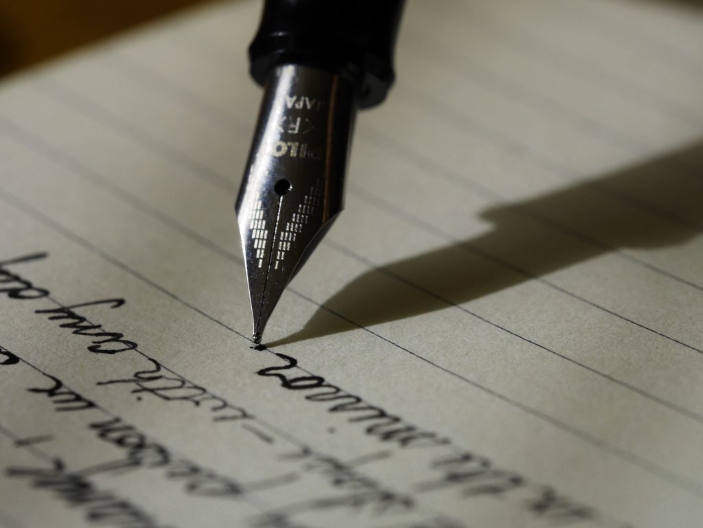 Writing-1209121_1920