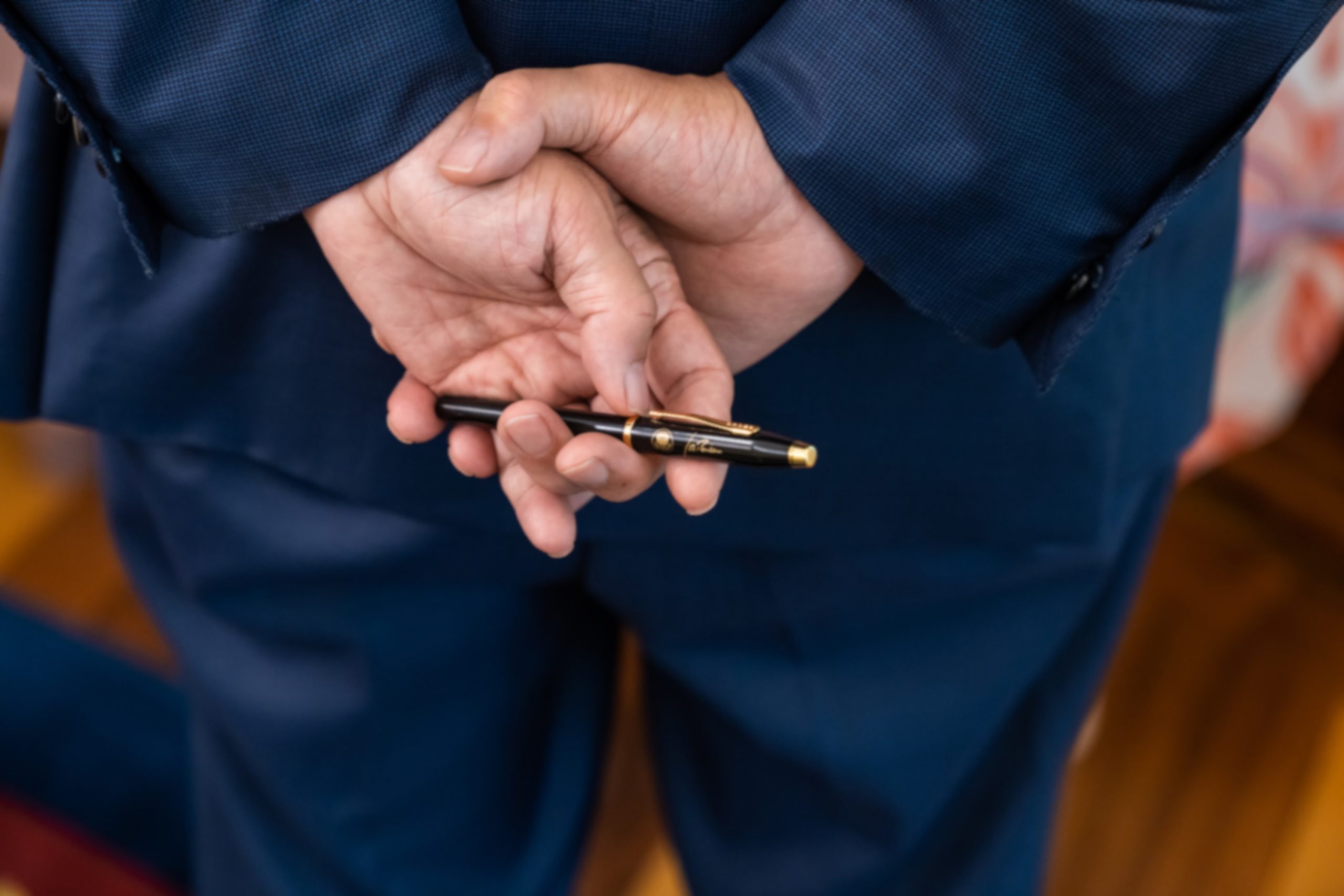 How many people do you need to witness the signing of a will?